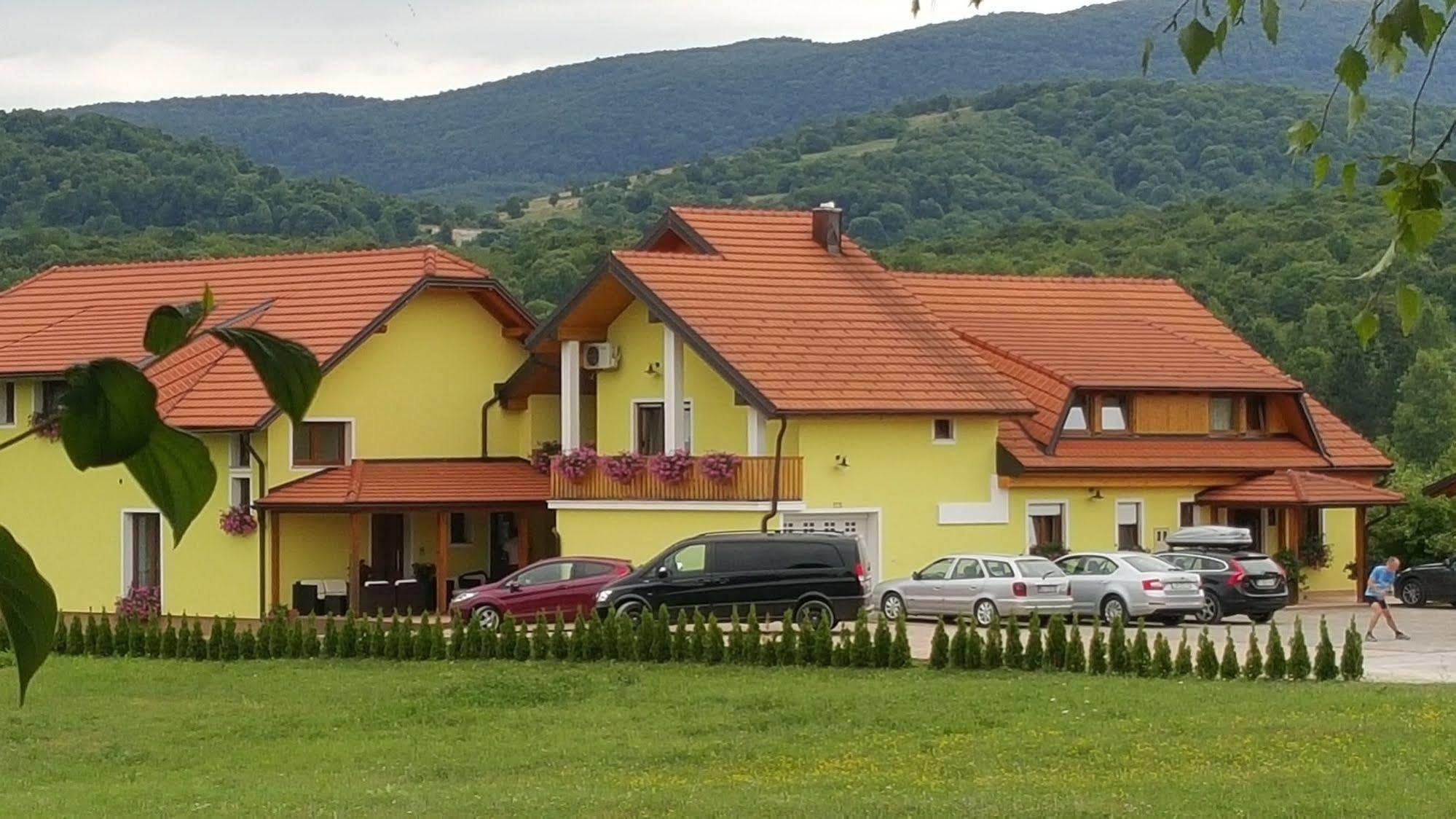 Hotel House Tina Grabovac  Exterior foto