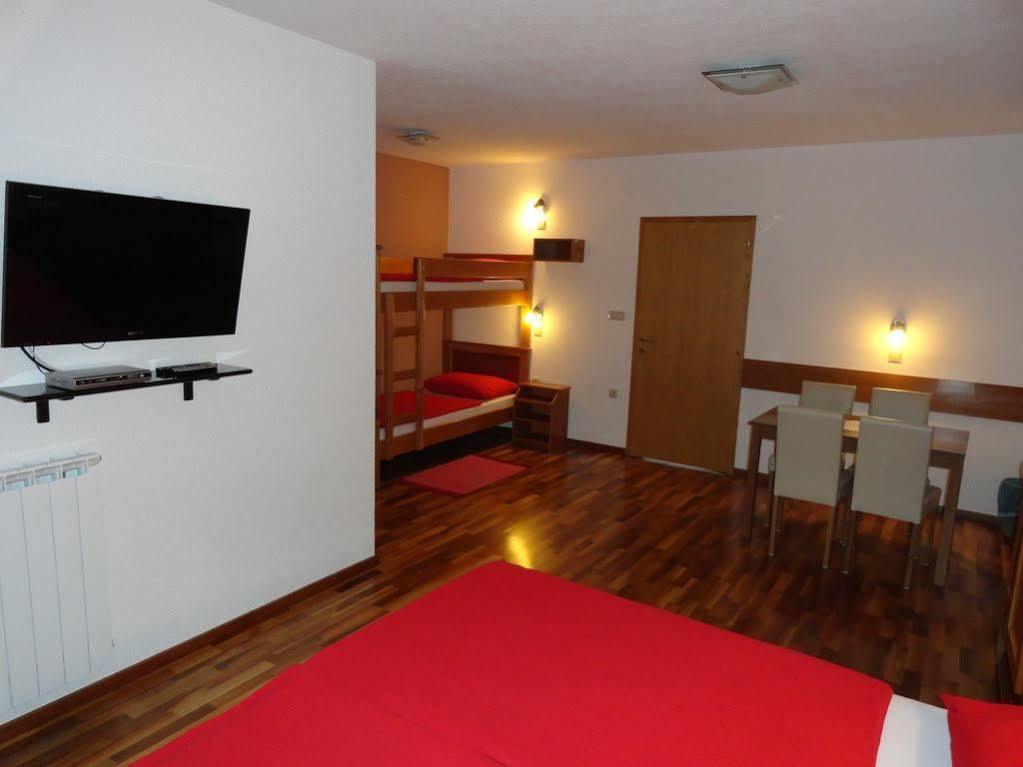 Hotel House Tina Grabovac  Exterior foto